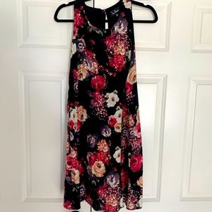 ** LAST CHANCE ** Floral print mini dress!